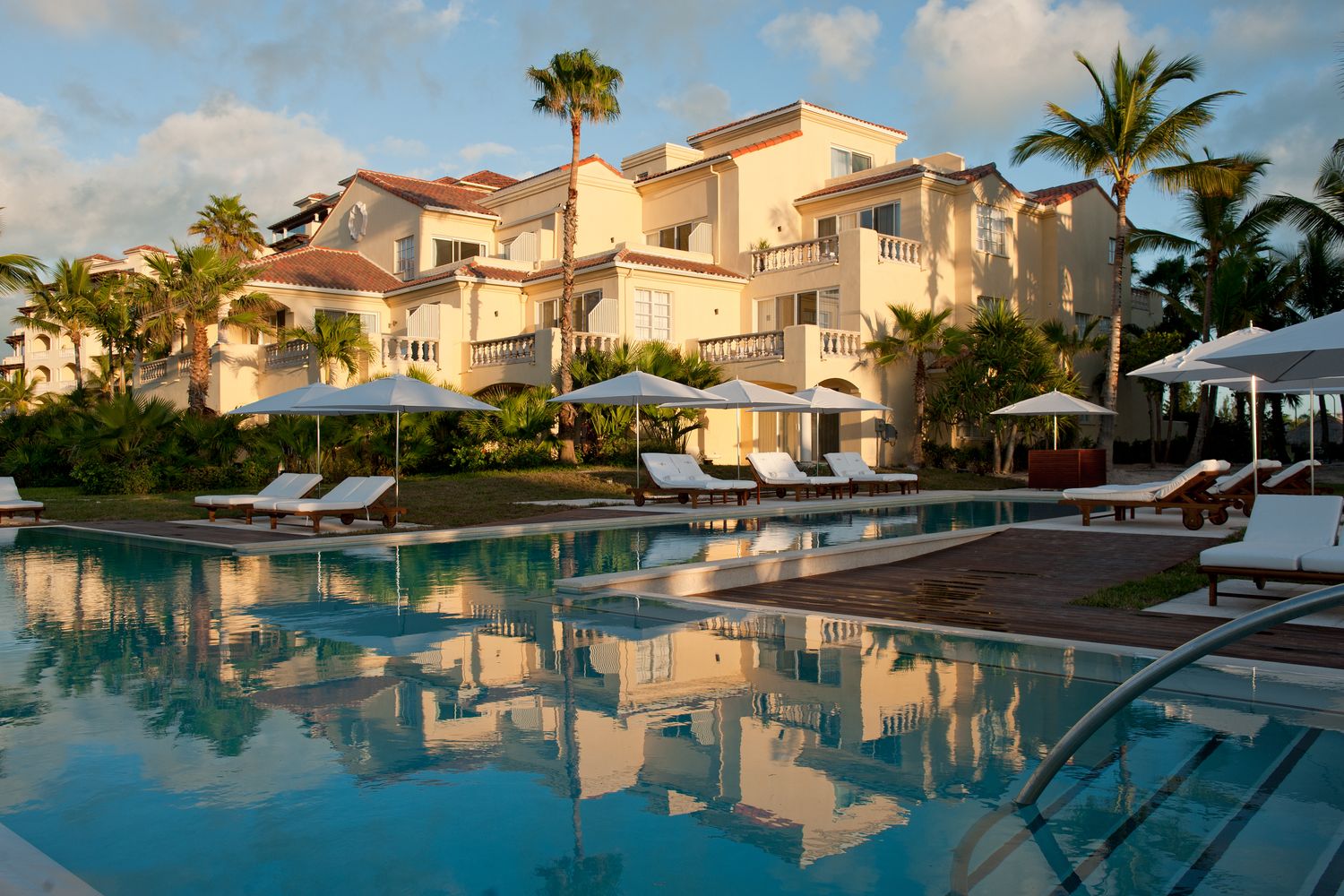 100. Hotel Pool - hotel